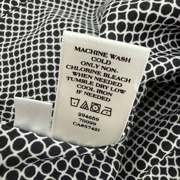 Ann Taylor Top Women XL Black White Rayon Office ShortSleeve Pleated Lightweight - Picture 7 of 10